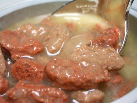 クイジンヌチーズソース鶏鱒